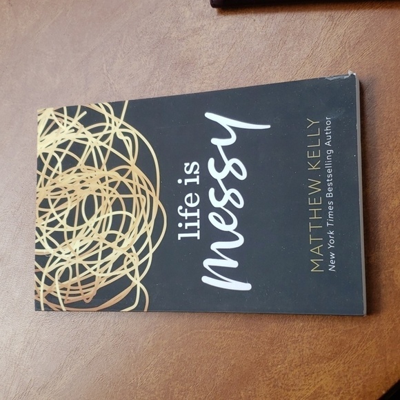 BOOK "life is messy" - Picture 1 of 4